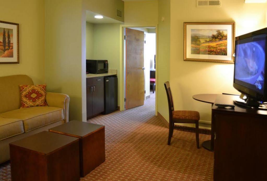 Euro-Suites Hotel Morgantown Exteriér fotografie